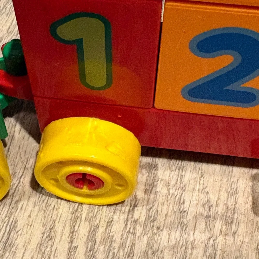 LEGO DUPLO NUMBER TRAIN Learn to Count Set 10558 Number Blocks Dog Included - Picture 7 of 10